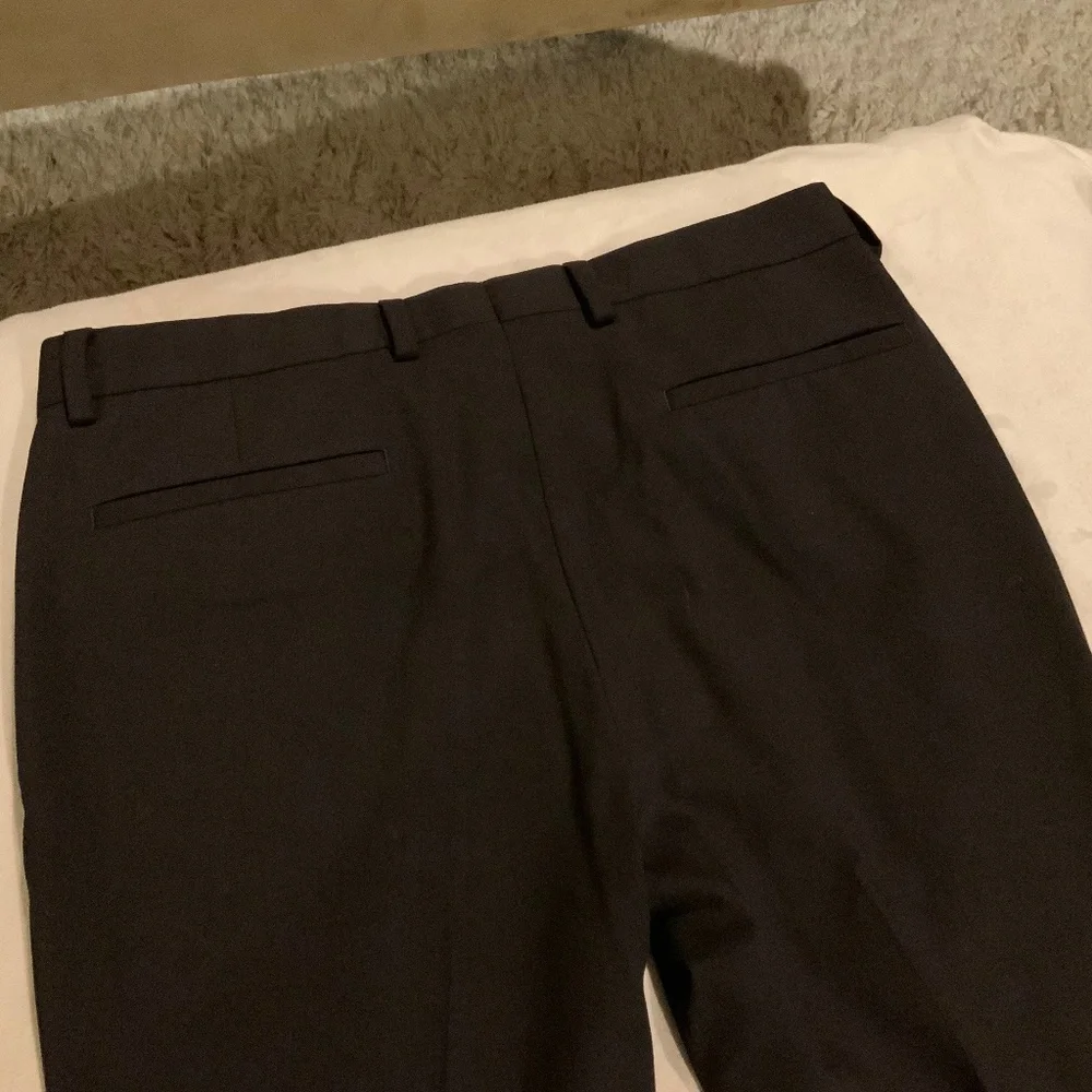 INC Men’s Suit  Jacket and Pants: Jacket Sz M, Pants W 32, L 32 Deep Purple